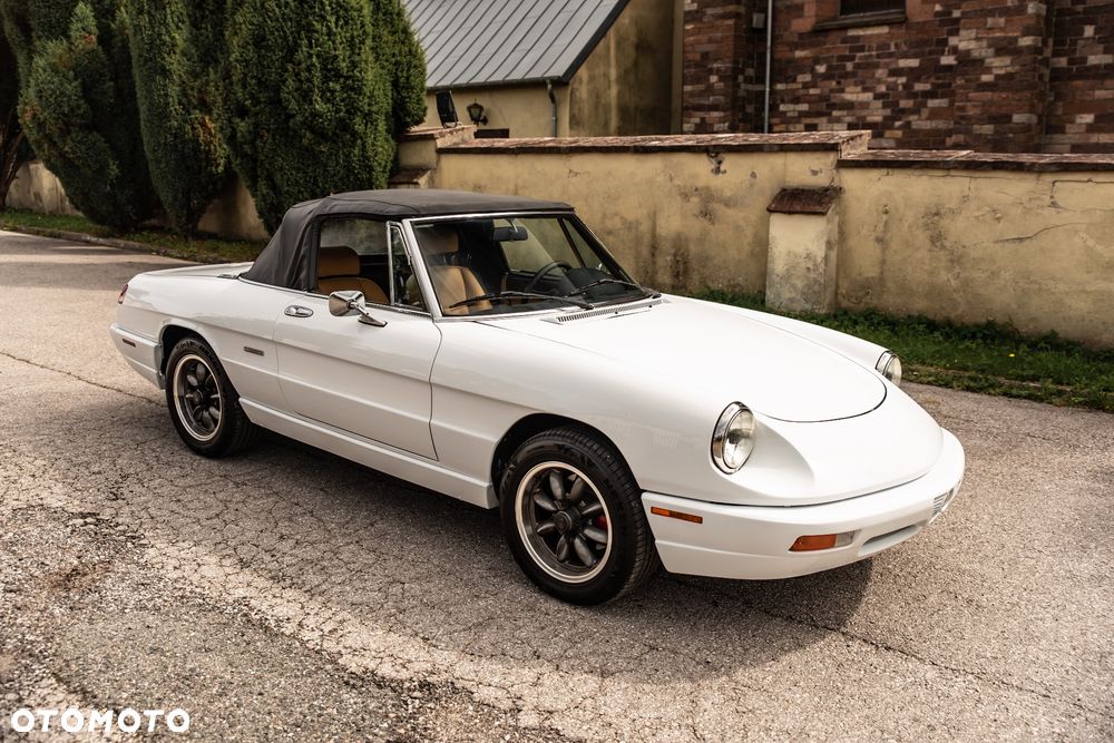 Alfa Romeo Spider - 8