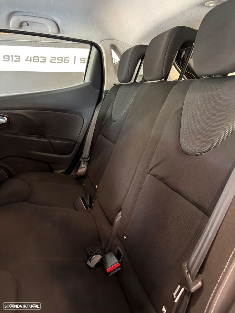 Renault Clio 1.5 dCi Dynamique S - 13