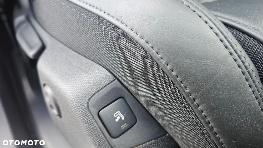 Peugeot 5008 1.5 BlueHDi GT Pack S&S EAT8 - 24