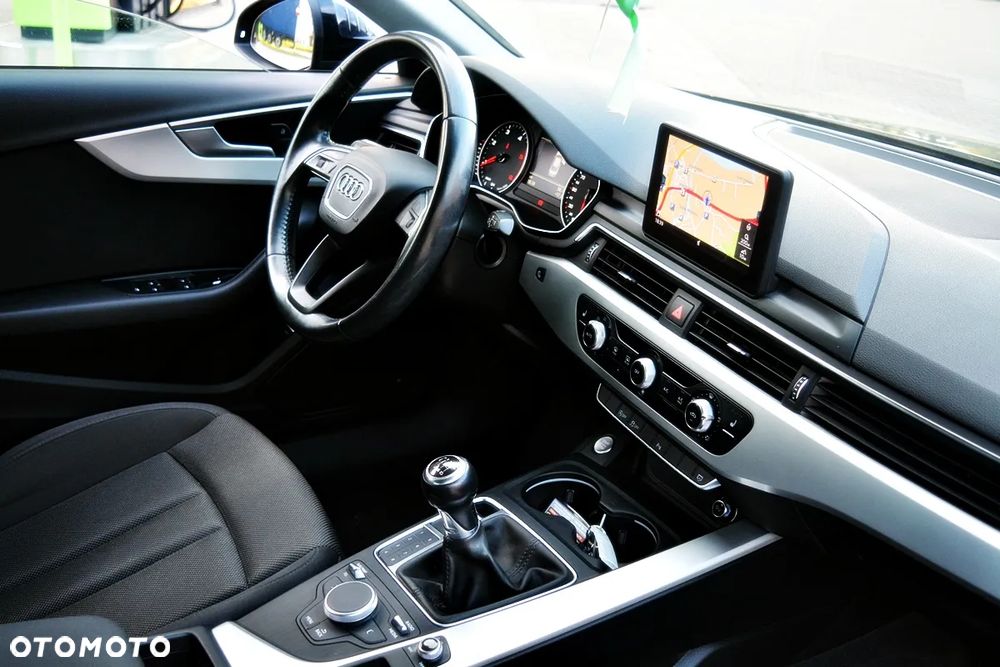 Audi A4 Limousine 2.0 TDI ultra - 6
