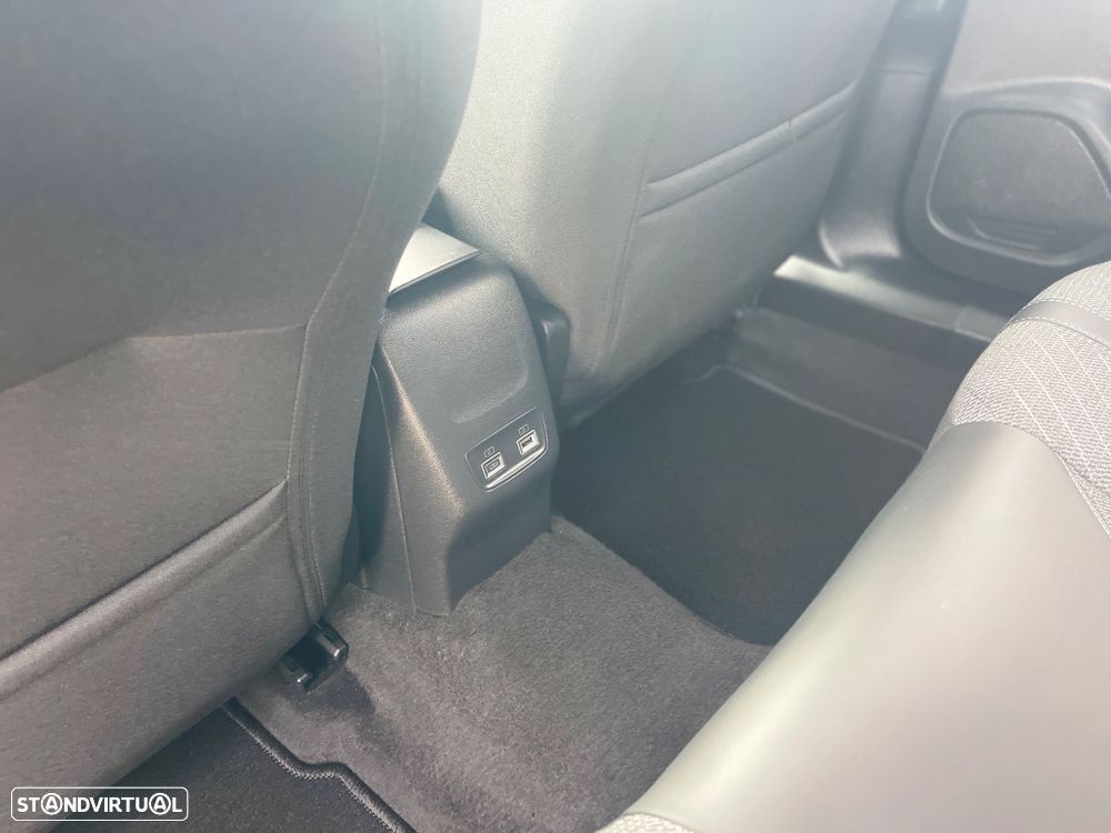 Peugeot 2008 Hybrid 145 e-DSC Allure - 22