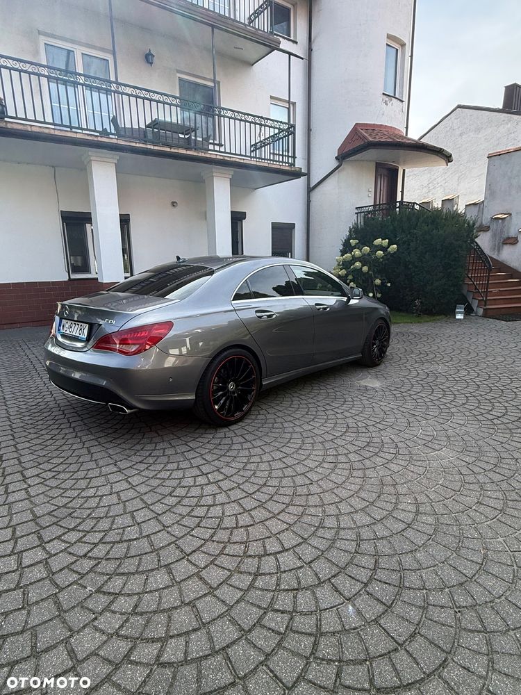 Mercedes-Benz CLA 200 d 7G-DCT - 5