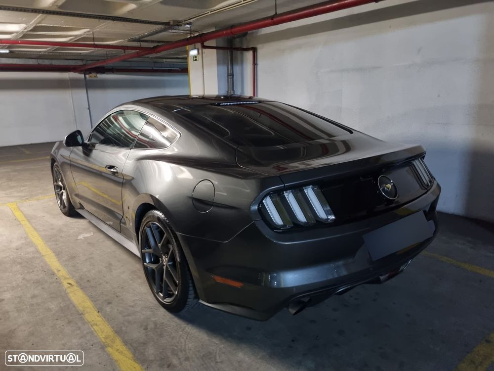 Ford Mustang 2.3 Eco Boost - 7