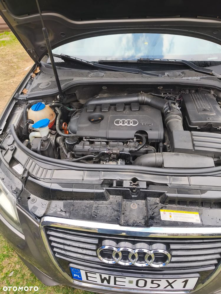 Audi A3 Sportback 1.8 TFSI quattro Attraction - 9