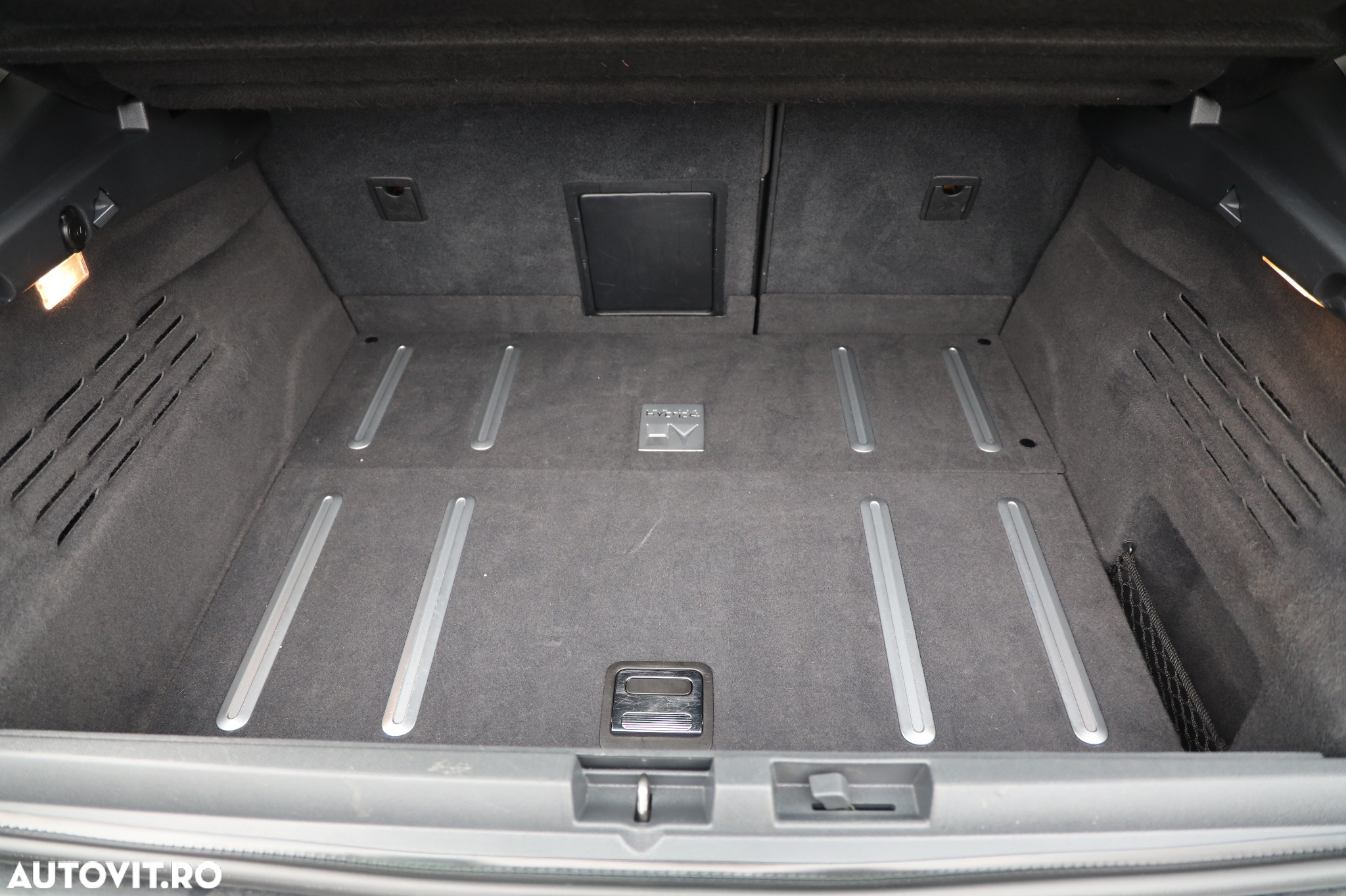 Peugeot 3008 HYbrid4 2.0 HDI FAP ETG + Electric - 26