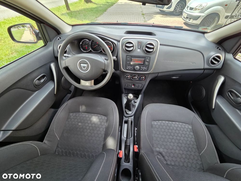 Dacia Sandero 1.2 16V 75 Essentiel - 10