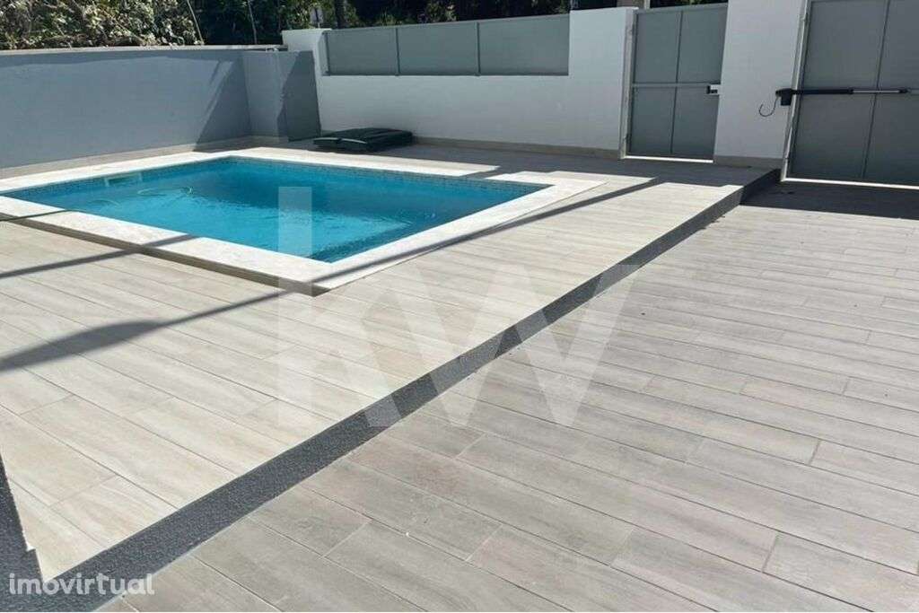 Moradia T4 + 1 com piscina  -  Costa da Caparica - Grande imagem: 4/36