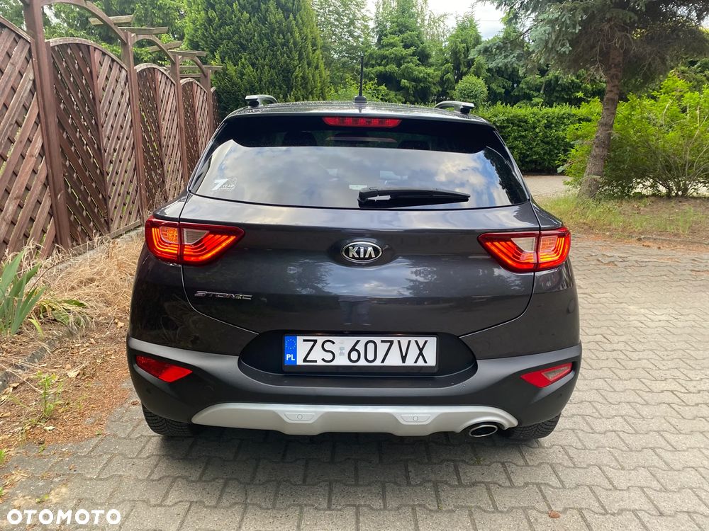 Kia Stonic 1.4 L - 4