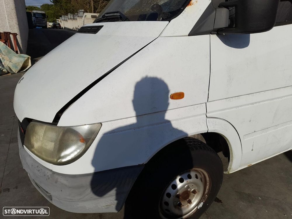 Guarda-lamas esquerdo MERCEDES-BENZ Sprinter 2-t Combi (901, 902) - 1