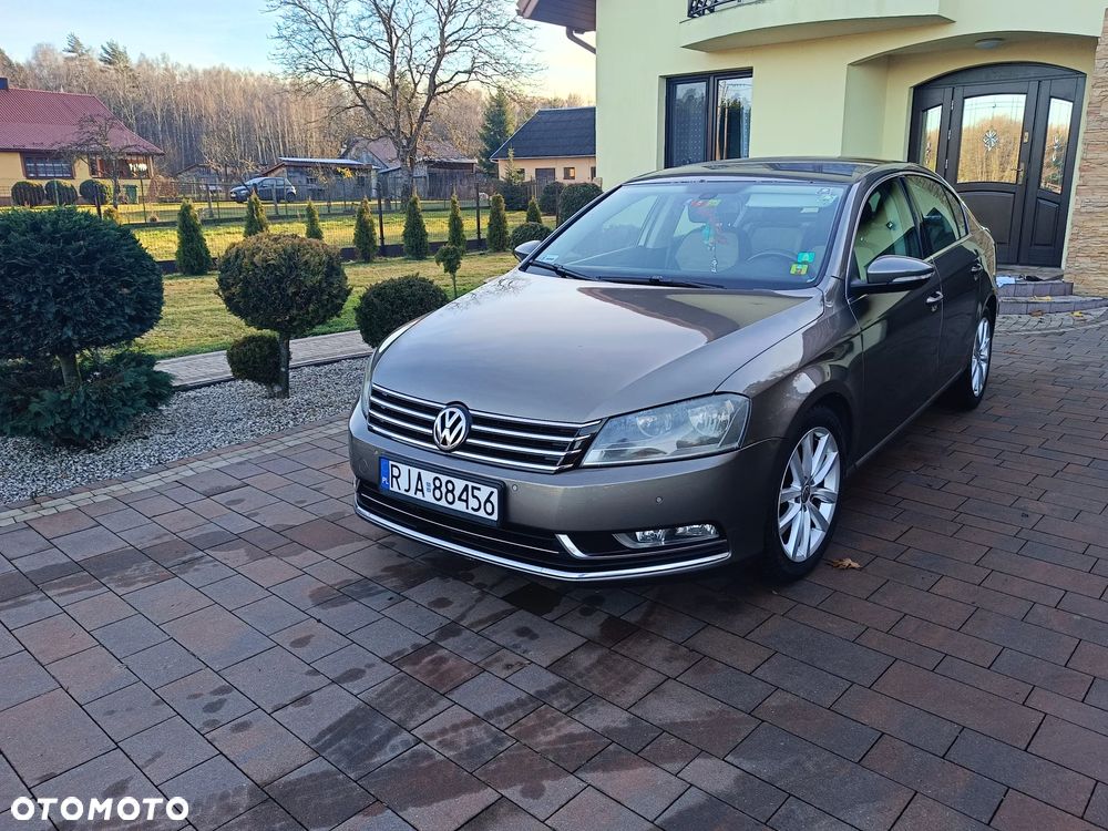 Volkswagen Passat 1.8 TSI Comfortline - 12