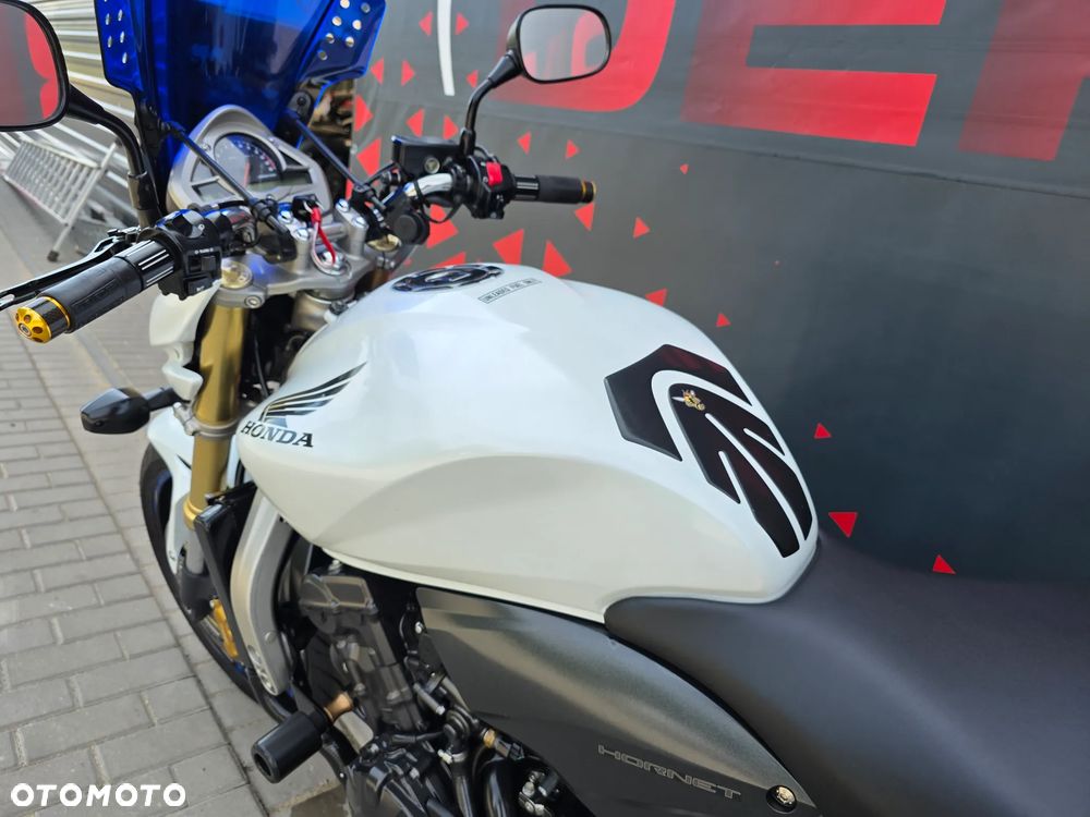 Honda Hornet - 10