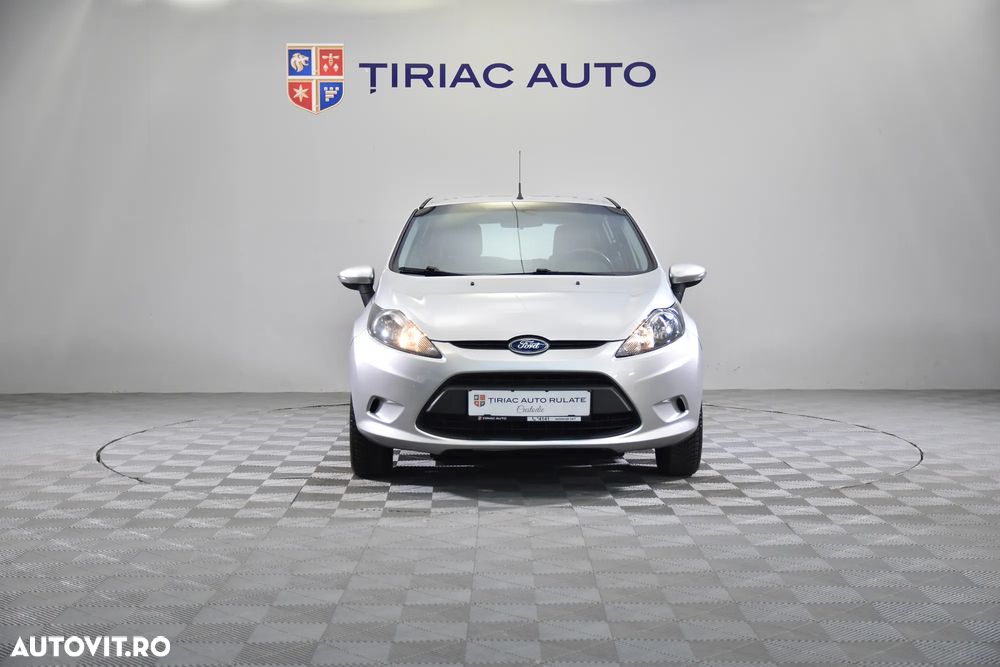 Ford Fiesta - 9