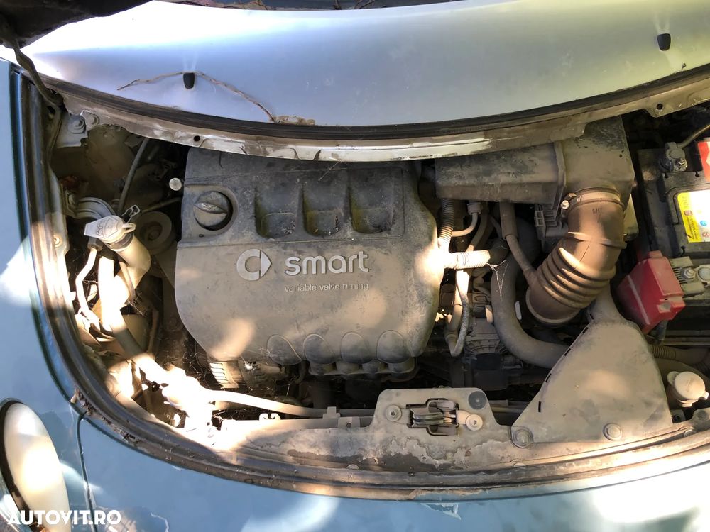 Dezmembrez Smart ForFour bleo 2006 automat 1,3 benzina - 7