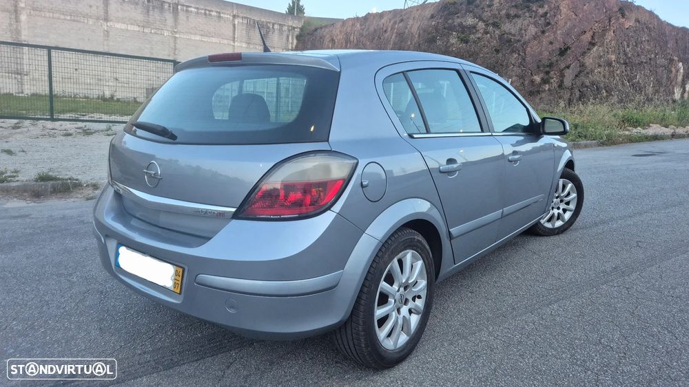 Opel Astra 1.7 CDTI Cosmo M5 - 4