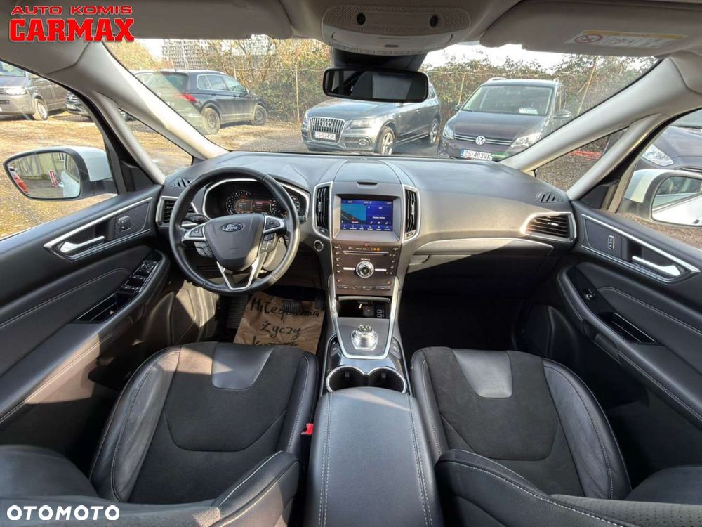Ford S-Max - 21