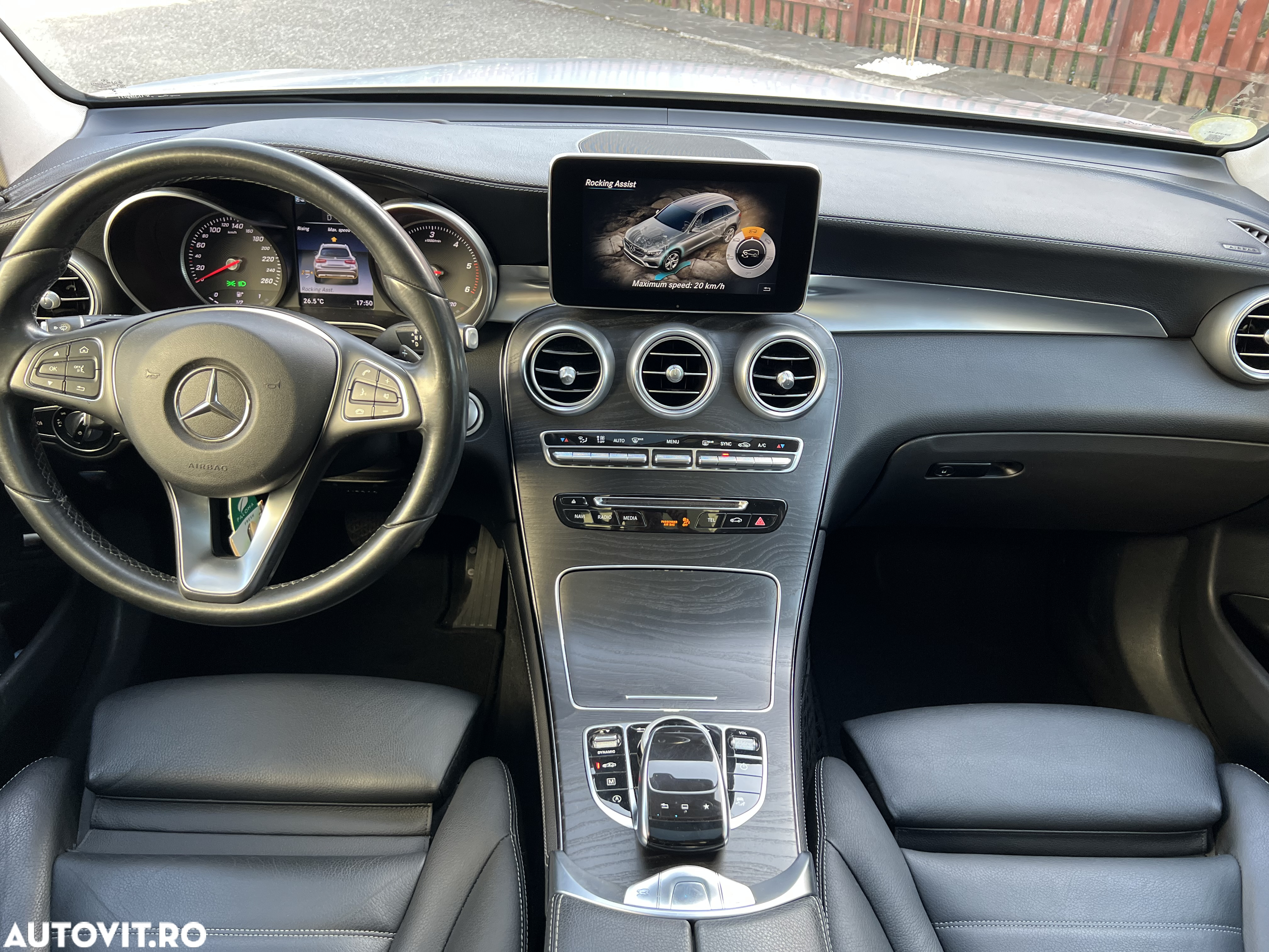 Mercedes-Benz GLC 250 d 4Matic 9G-TRONIC AMG Line - 16
