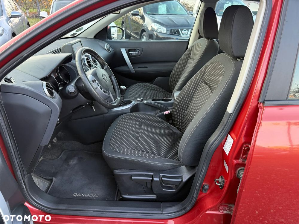 Nissan Qashqai - 13