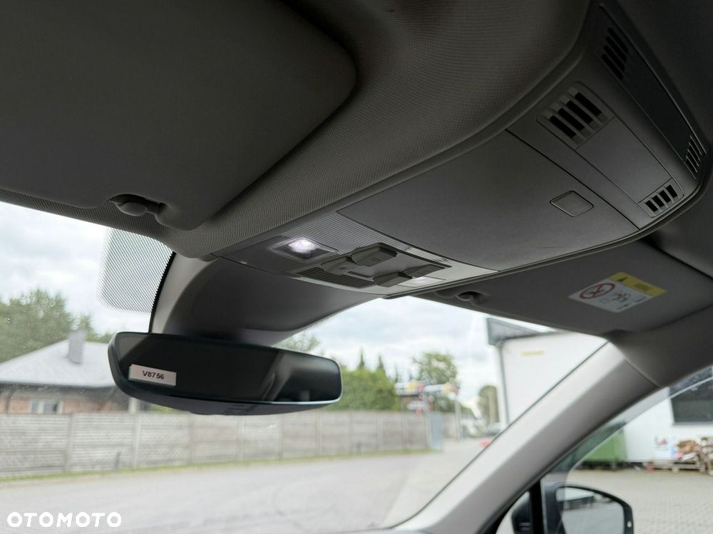 Volkswagen Tiguan 2.0 TDI SCR DSG IQ.DRIVE - 27