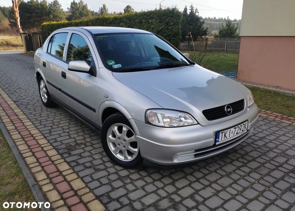 Opel Astra - 1