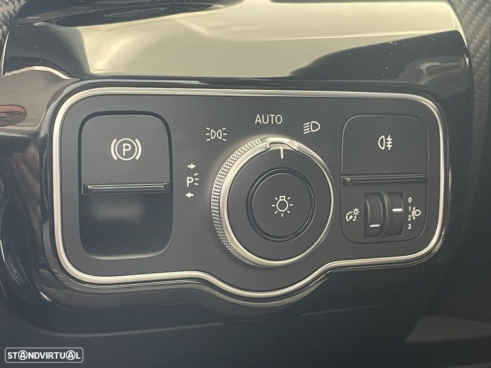 Mercedes-Benz A 160 Style Plus - 11