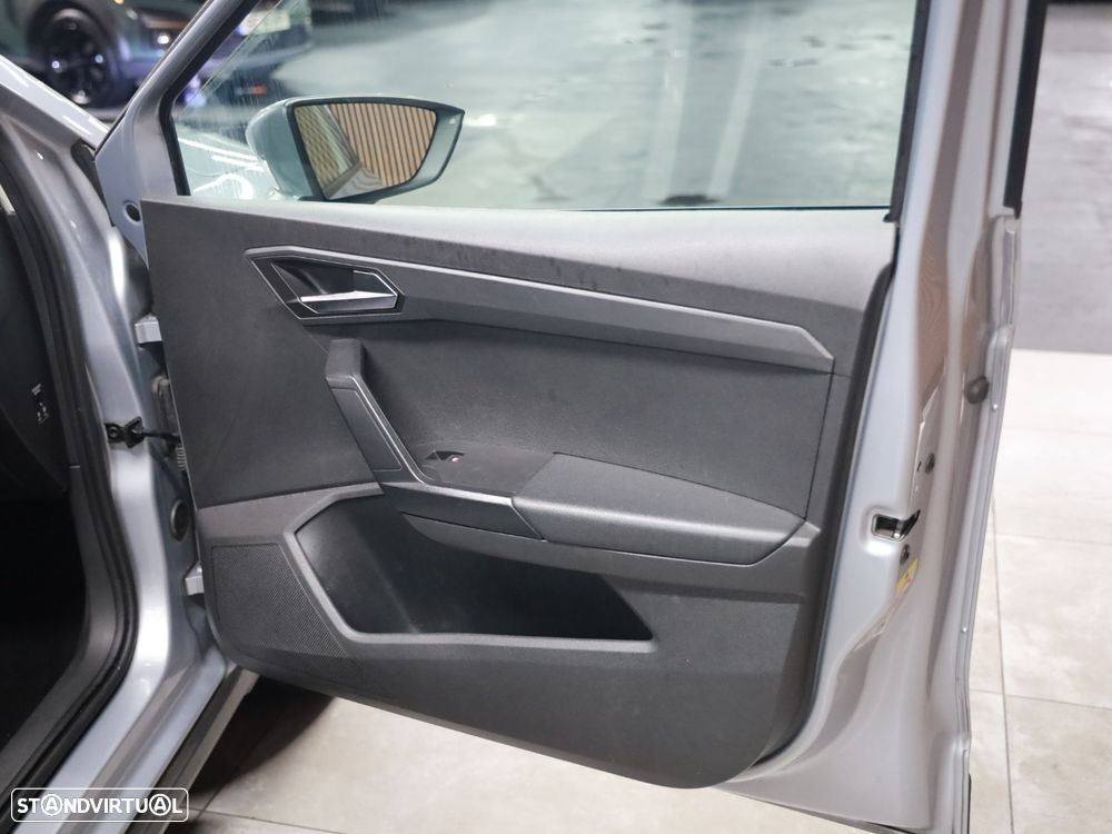 SEAT Arona 1.0 TSI Style DSG - 24