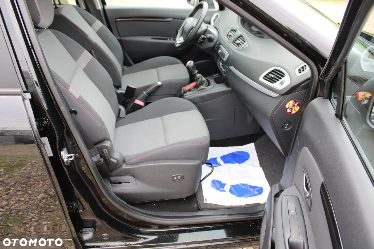 Renault Scenic 1.6 16V 110 Paris - 9