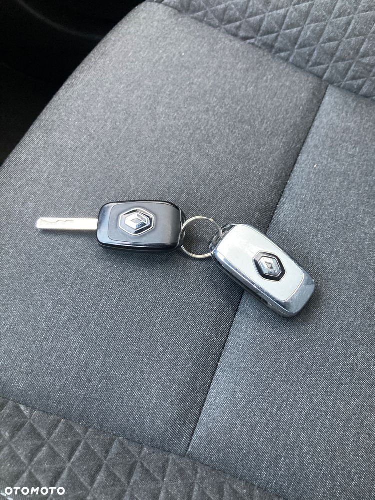 Renault Clio - 12