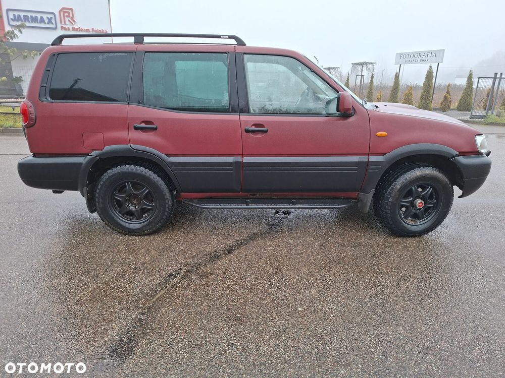 Nissan Terrano - 5