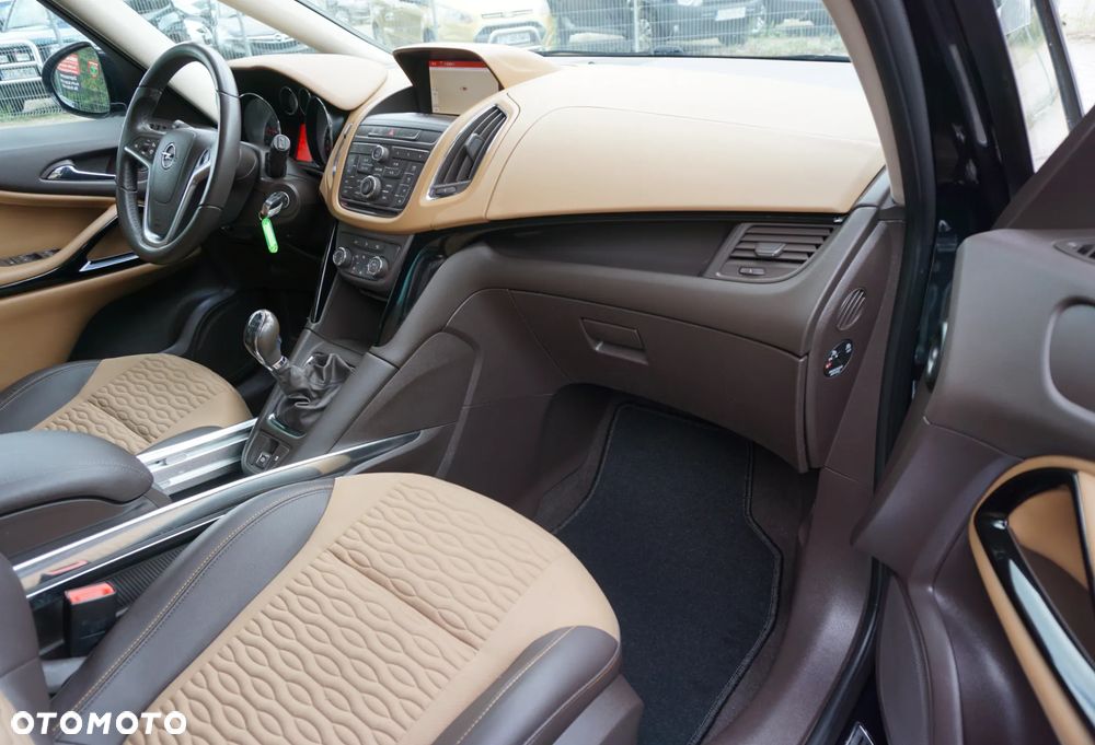 Opel Zafira 2.0 CDTI Cosmo - 16