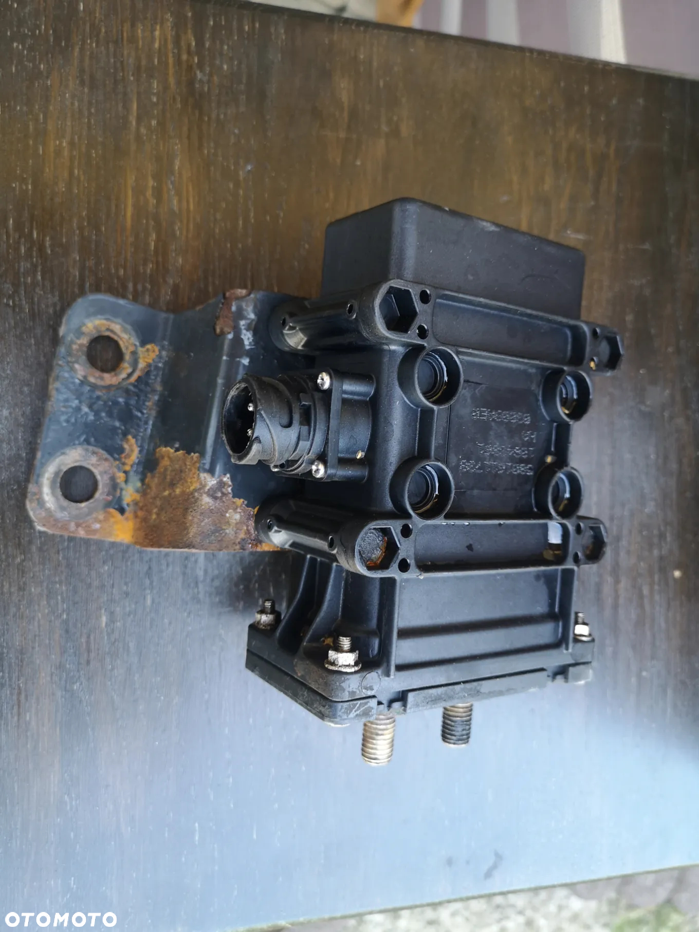 Hebel elektryczny, wyłącznik prądu Iveco Stralis 5801611738 - 4