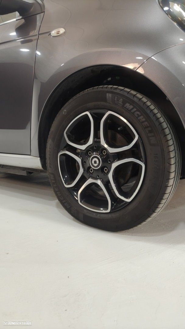 Smart ForFour Electric Drive Prime - 16
