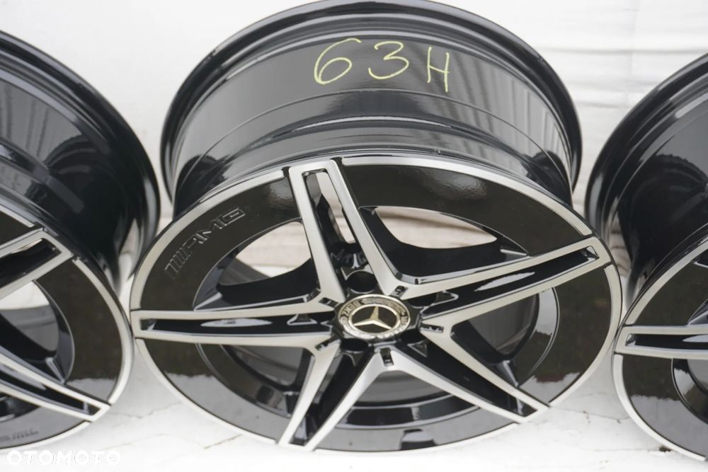 Mercedes-Benz OE W206  5x112 18 7,5J 8,5J stan bdb - 8