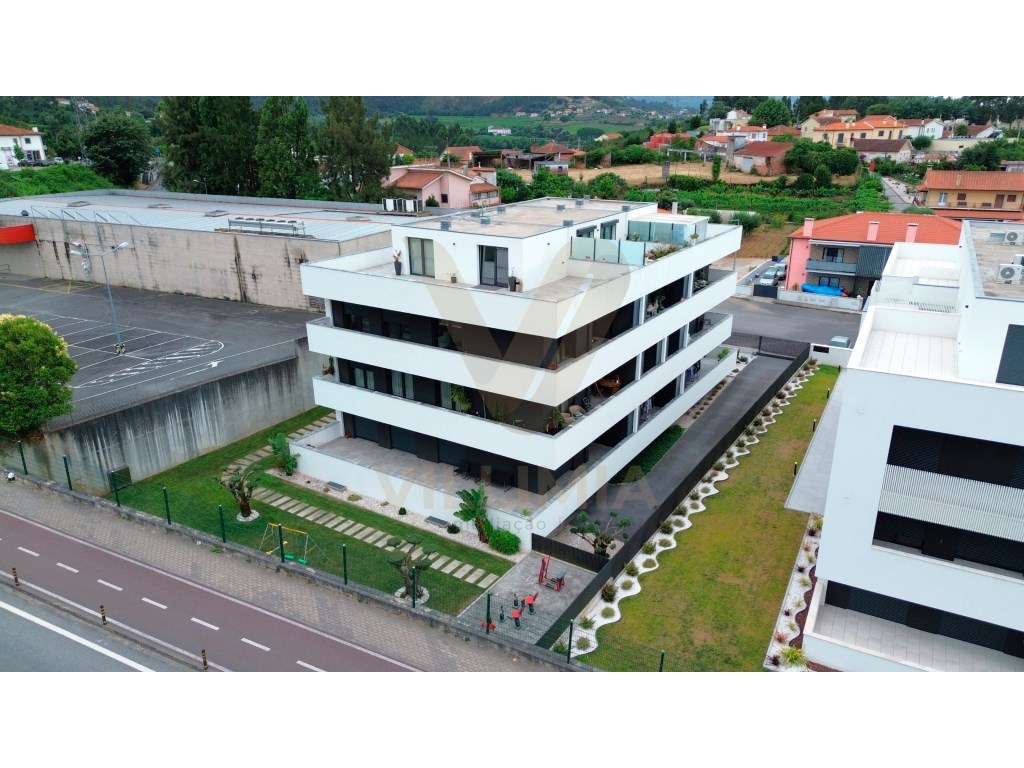 Apartamento T3 - Feitosa, Ponte de Lima - Grande imagem: 2/35