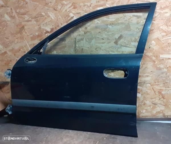 Porta Frente Esq Mitsubishi Carisma (Da_)