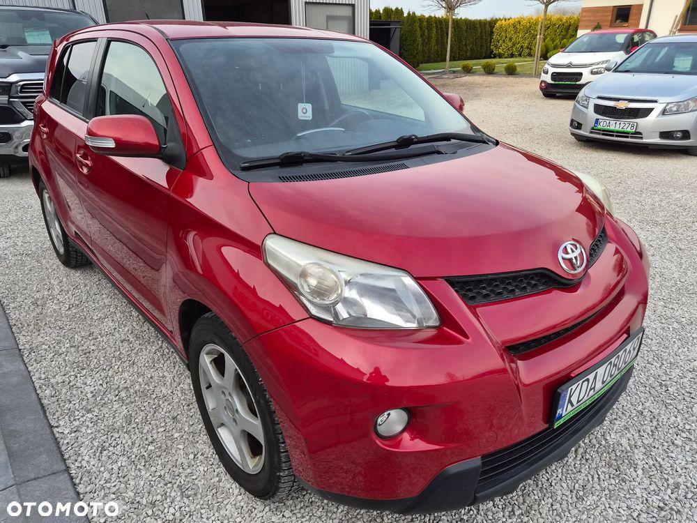 Toyota Urban Cruiser - 12