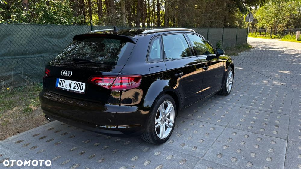 Audi A3 Sportback - 16