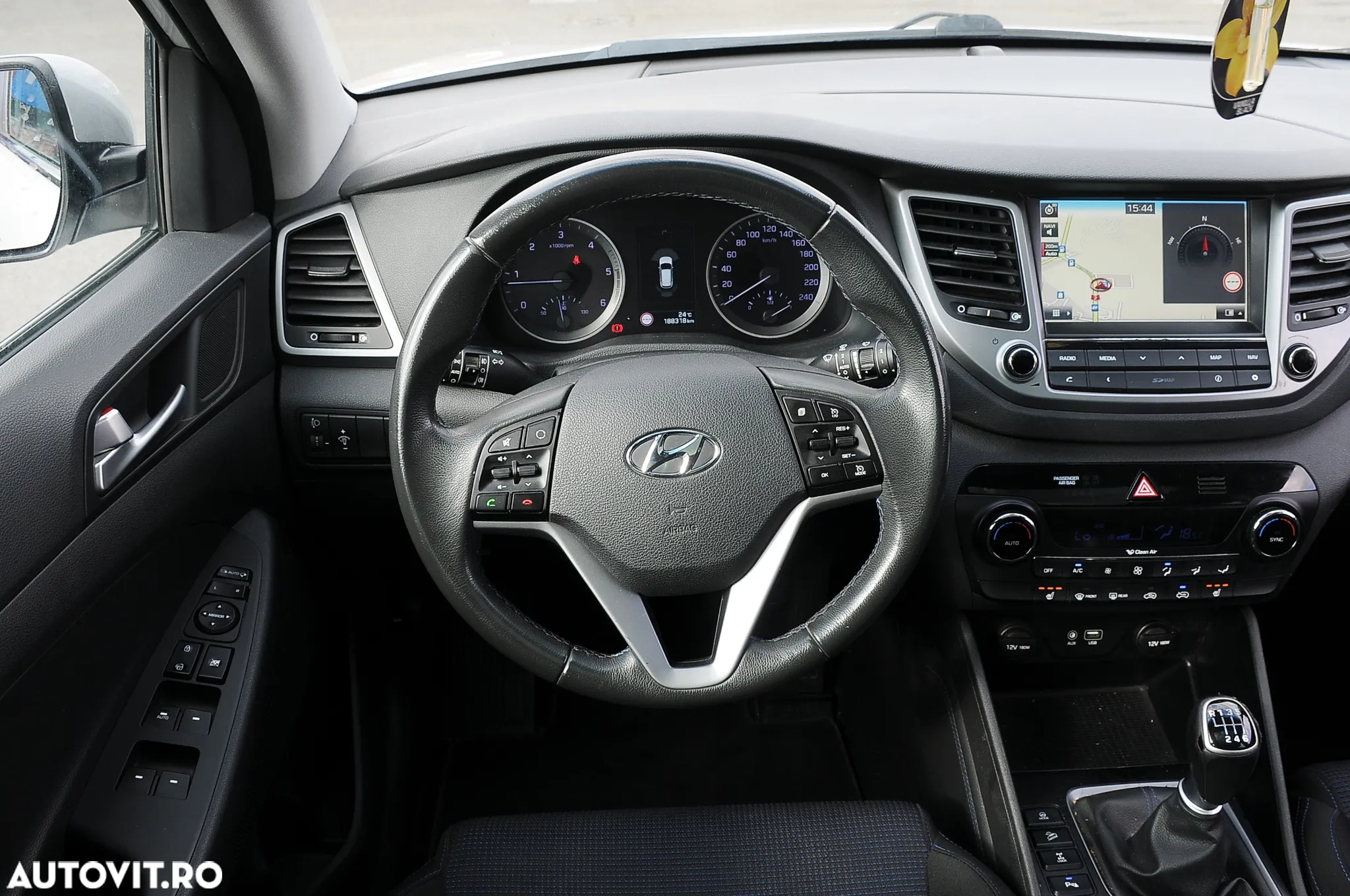 Hyundai Tucson 2.0 CRDI 4WD Advantage - 9