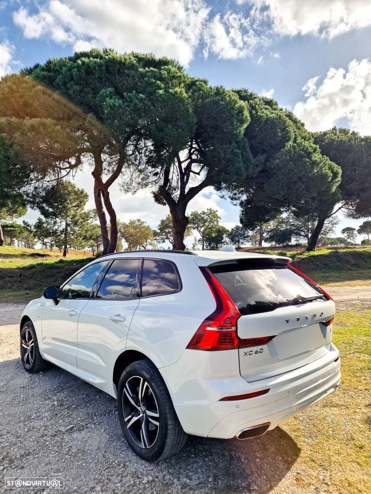 Volvo XC 60 2.0 T6 PHEV R-Design AWD - 16
