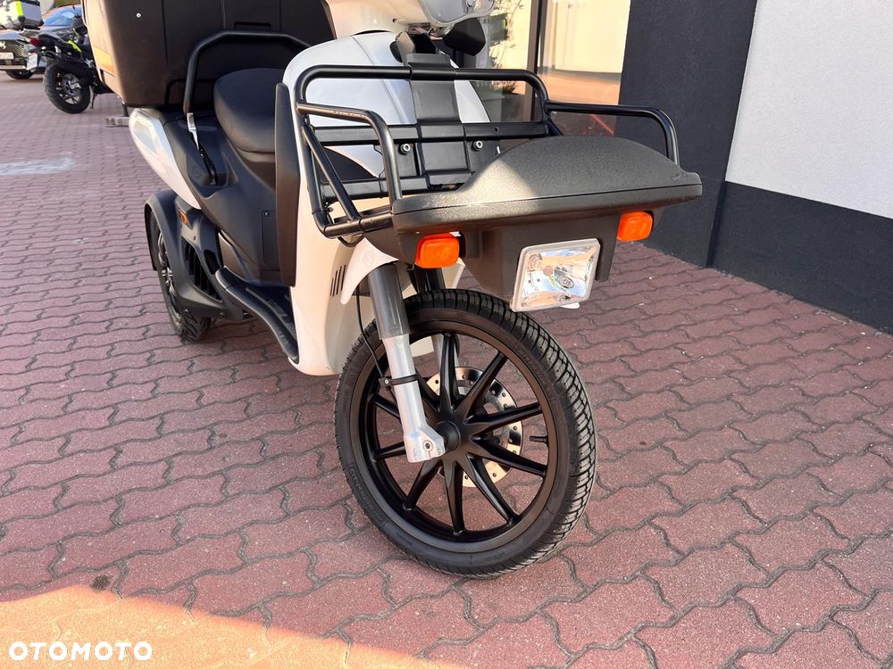 Piaggio Inny - 7