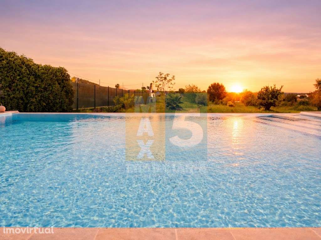 Moradia com piscina de água salgada no coração da Fajarda - Coruche - Grande imagem: 5/60