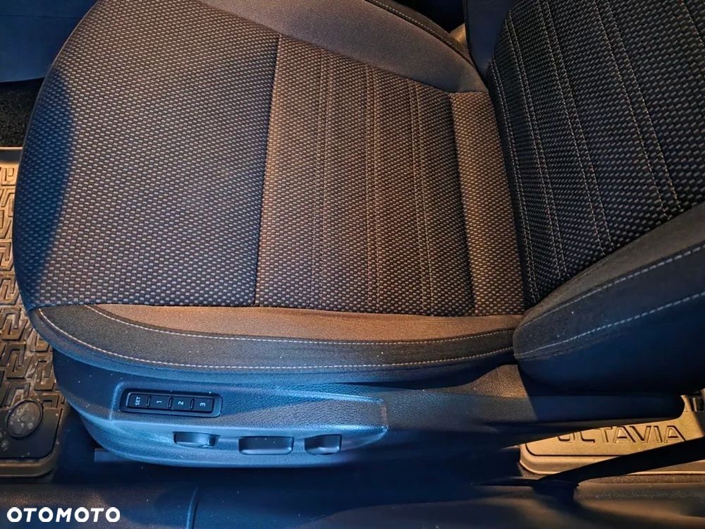 Skoda Octavia 1.8 TSI 4x4 DSG Scout - 34