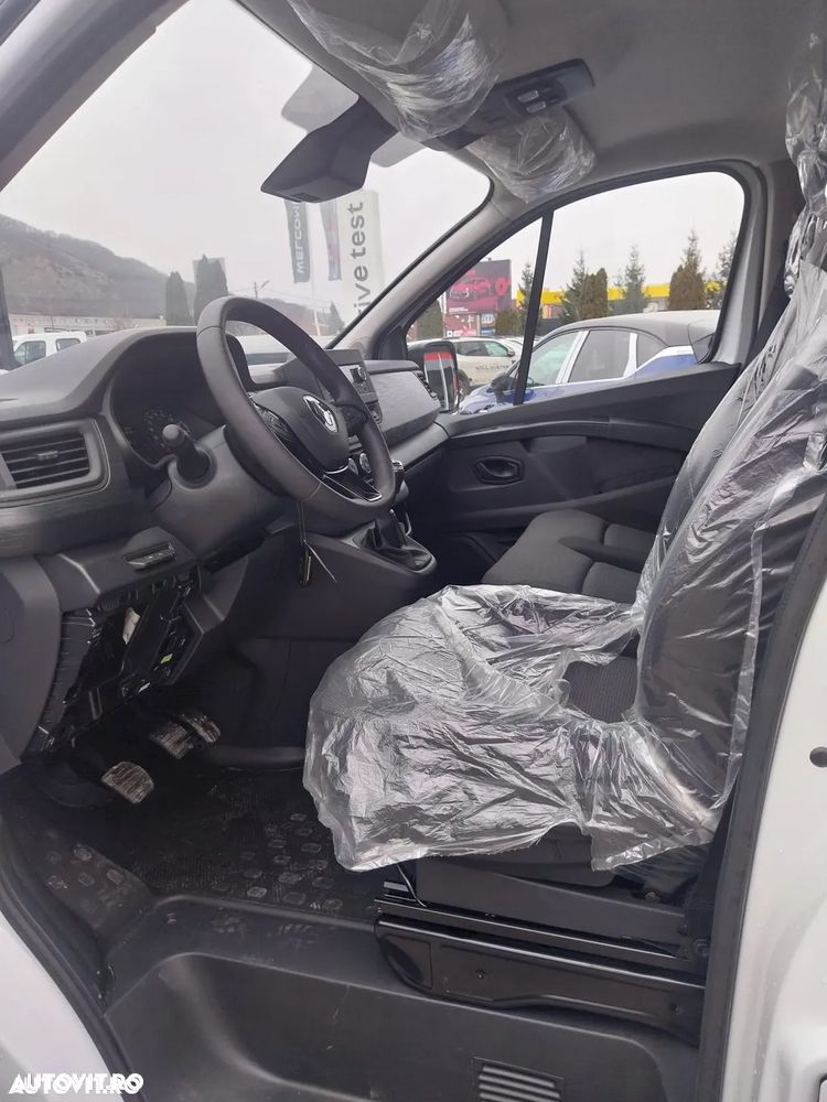 Renault TRAFIC - 18