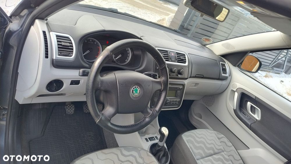 Skoda Roomster 1.2 12V HTP - 10