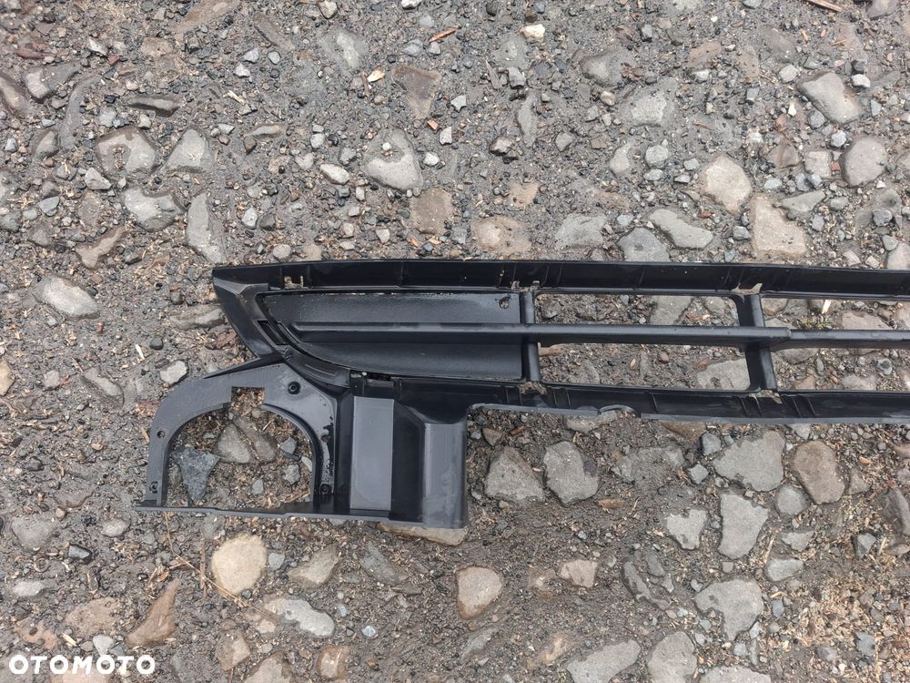 Kratka środkowa  zderzaka przód  BMW E46 7054635  727584 OE - 5