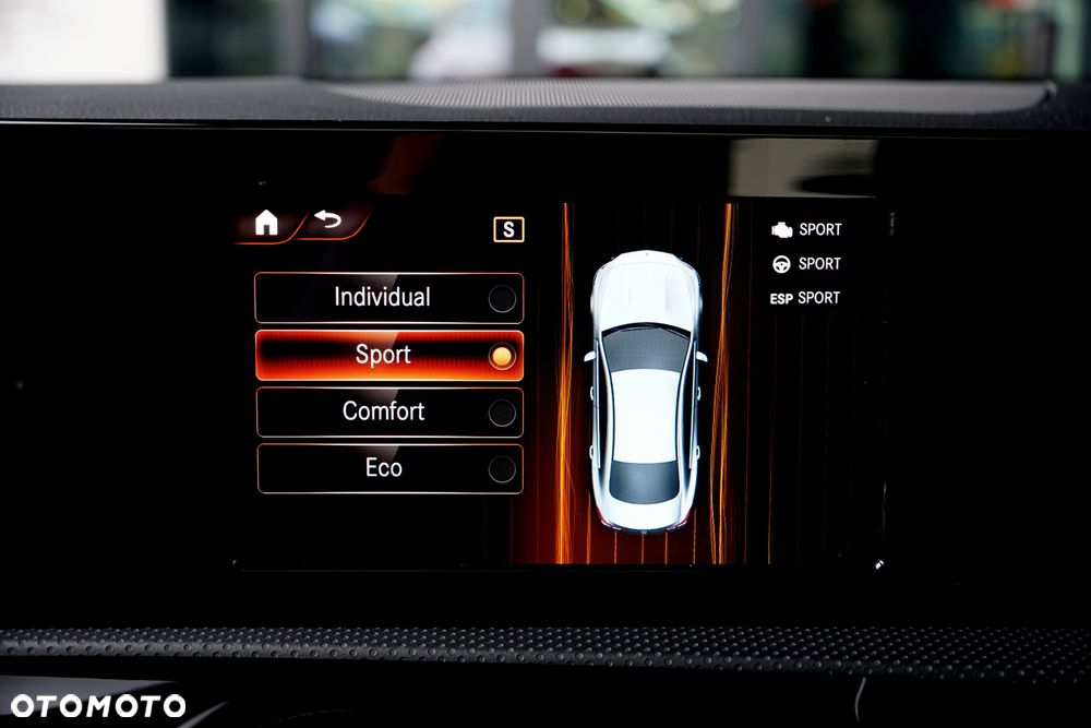 Mercedes-Benz CLA 180 7G-DCT AMG Line - 35