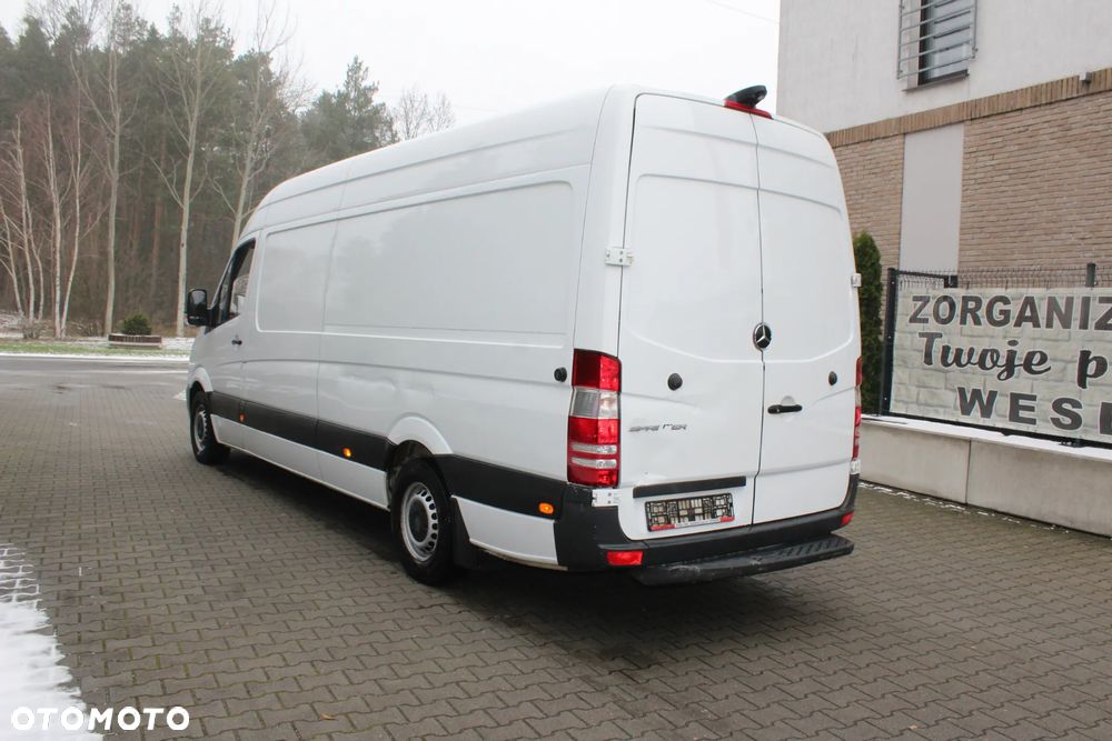 Mercedes-Benz Sprinter - 3