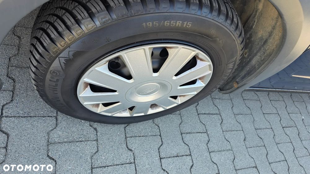 Ford Connect Tourneo - 15