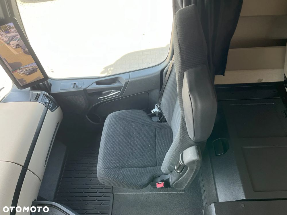 Mercedes-Benz 2545 LS - 11