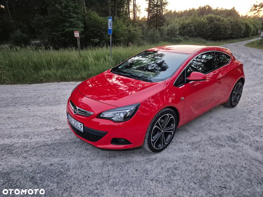 Opel Astra 1.6 T Cosmo - 12