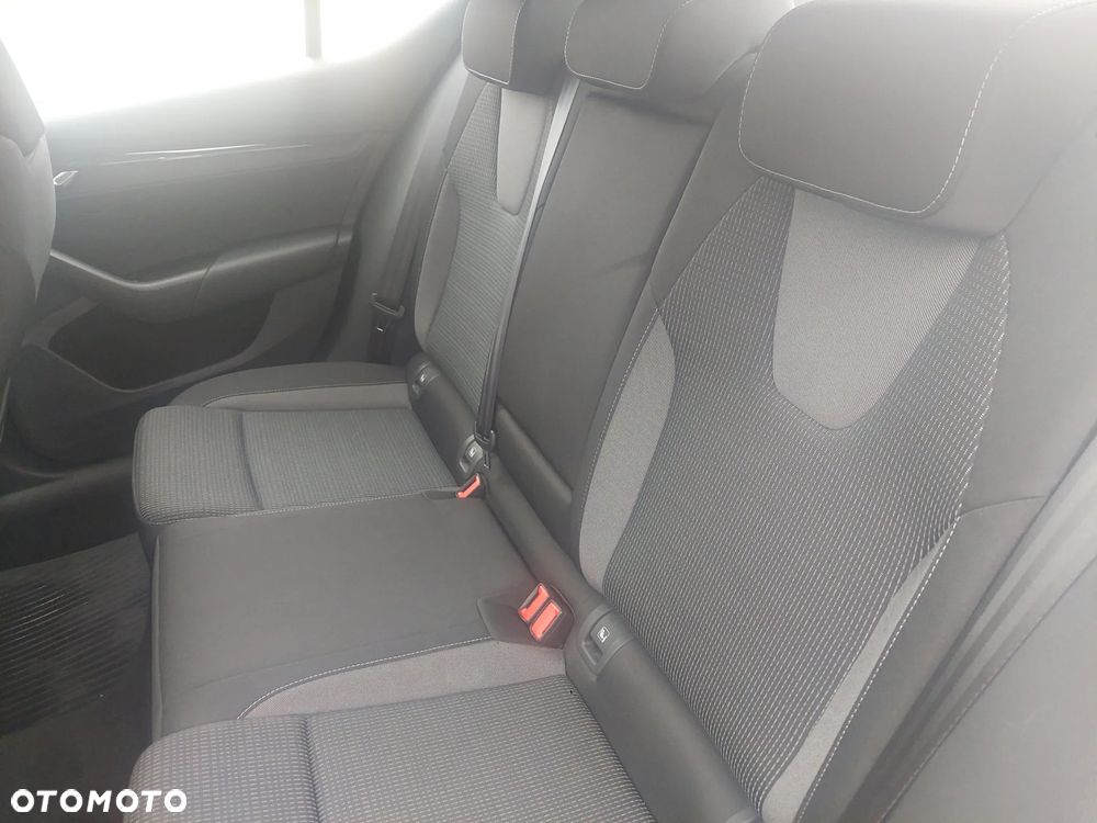Skoda Octavia 2.0 TDI Ambition DSG - 26
